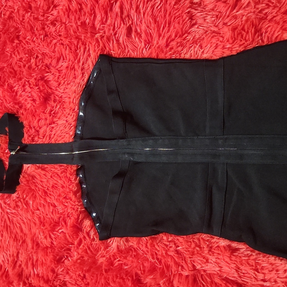 Dress - Picture 7 of 8